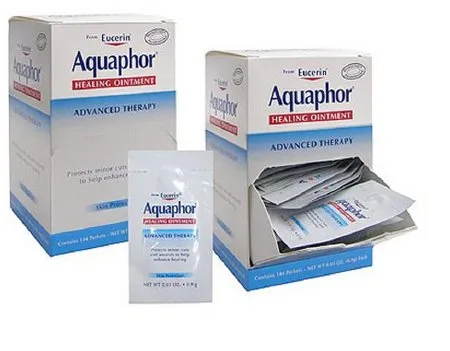 BSN Jobst - Aquaphor Advanced Therapy - 72140006747 -  Hand and Body Moisturizer  0.9 Gram Individual Packet Unscented Ointment